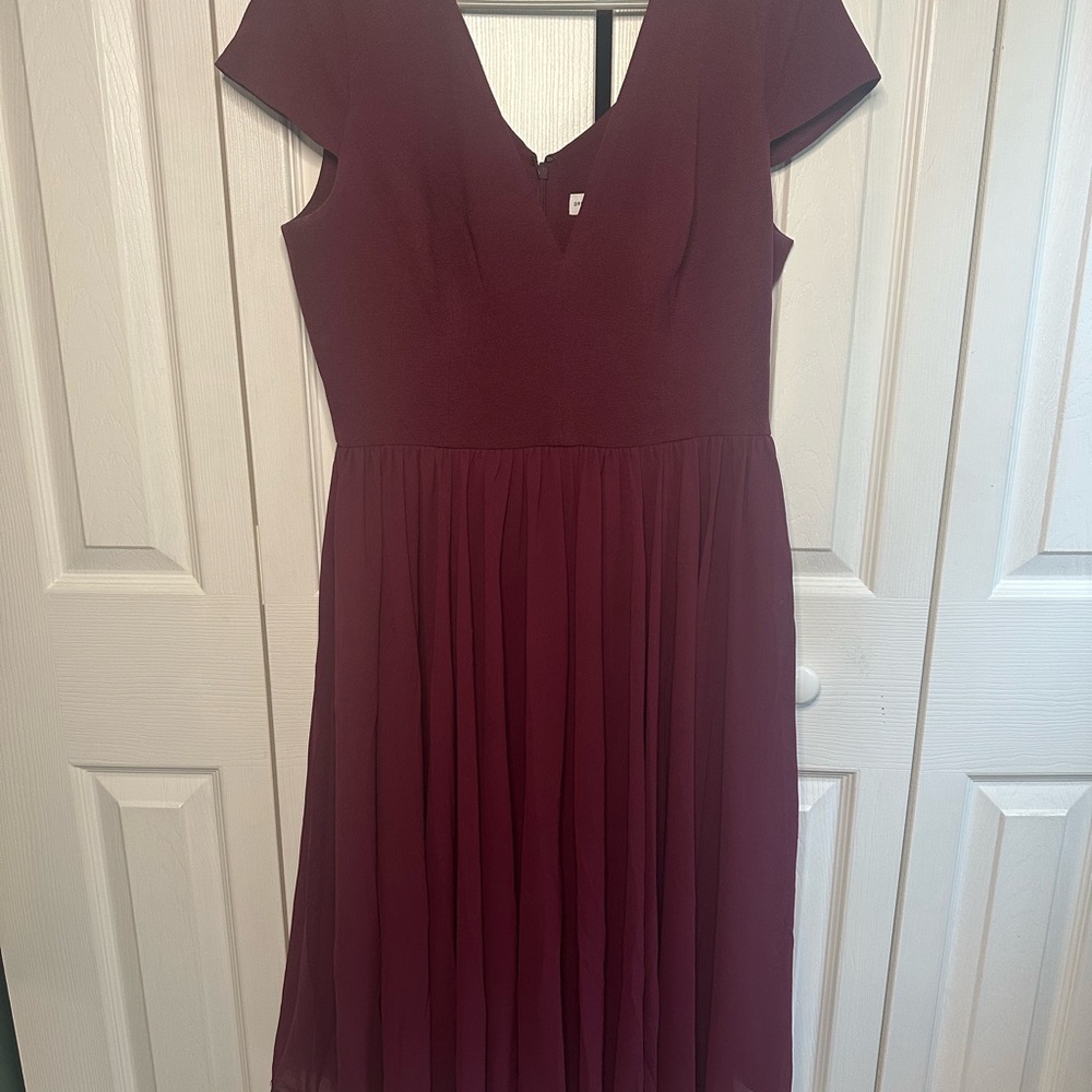 Elegant Burgundy Women's Dress